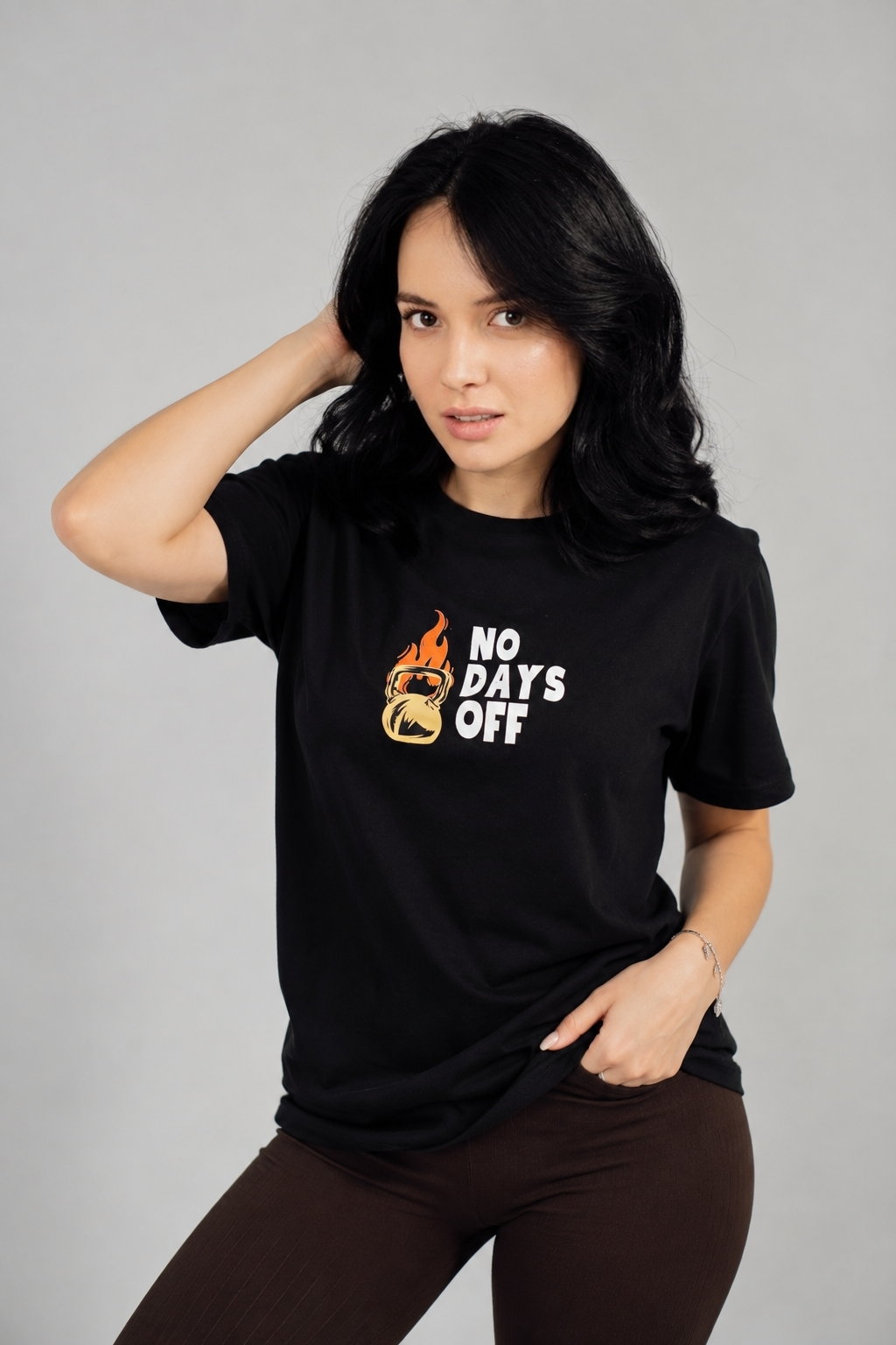 Women's "No Days Off" Gym Bear Graphic T-Shirt